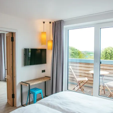 Landhafen Hotel Niebull