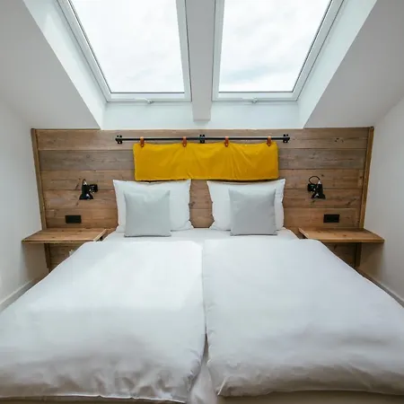 Hotel Landhafen Niebull