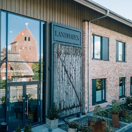 Landhafen