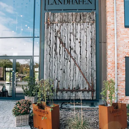 ホテル Landhafen Niebüll